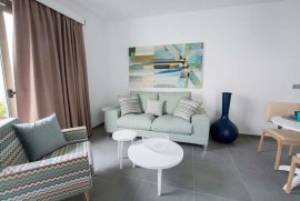 Se vende, Hotel/Complejo/Edificio, 420 m², Complejo en Venta en Playa del Ingles, 2.500.000 €, Playa del Inglés