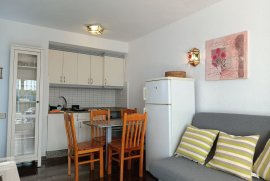 Rent, House/Bungalow, 75 m², Bungalow en Alquiler en Playa del Ingles, 800 €, per month, Playa del Ingles